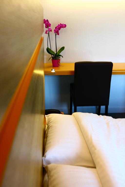 Hotel Bel Horizon Saint-Chély-dʼApcher Pokoj fotografie